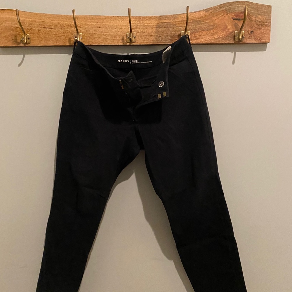 Old Navy Black Pixie Pants - image 1